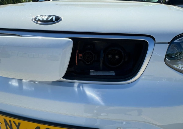 Kia Soul cena 59800 przebieg: 51042, rok produkcji 2017 z Bobolice małe 781